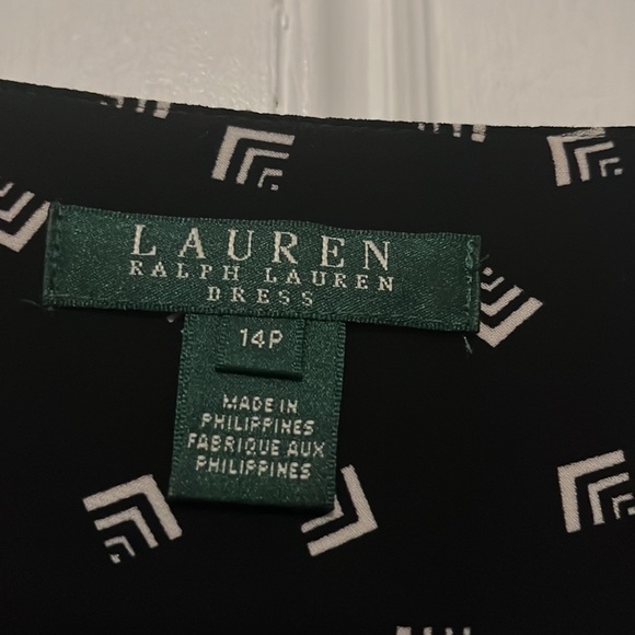 Lauren Dress in 14P - Picture 5 of 5